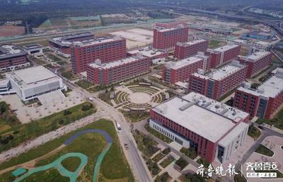 航拍透視 山東第一醫(yī)科大學(xué)濟(jì)南校區(qū)，一年建成的奇跡與電力系統(tǒng)安裝探秘